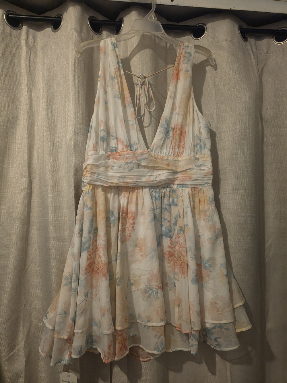 Abercrombie & Fitch Floral V-Neck Mini Dress (Flirty Drama)